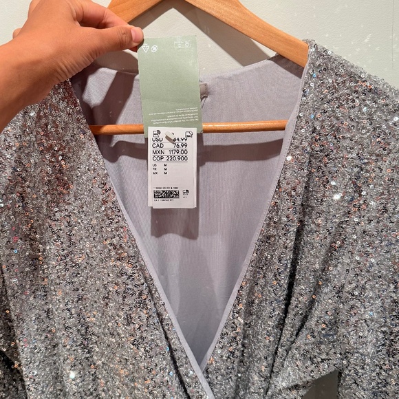 H&M silver sequins wrap dress, size M - Picture 4 of 16